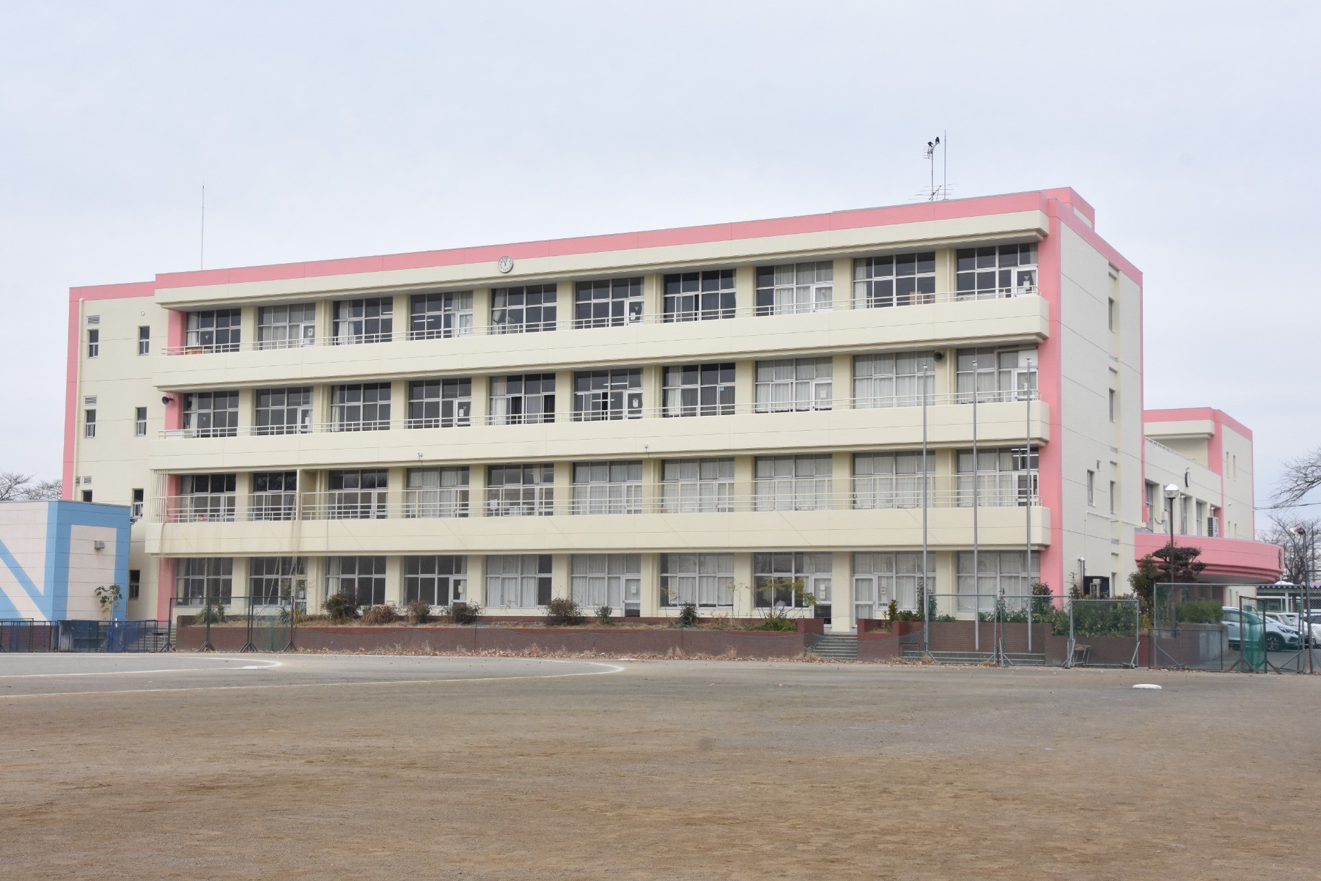 坂戸市における学校施設の長寿命化について